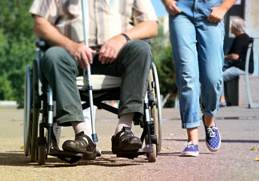 wheelchair-1629490 wheelchair-1629490